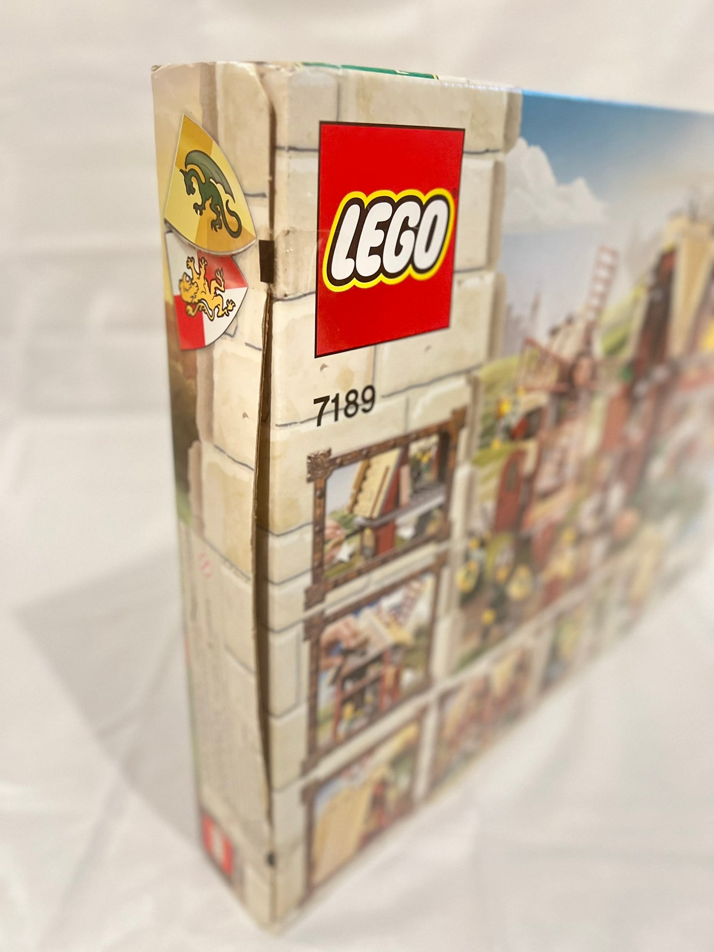 LEGO Kingdoms Mill Village Raid 7189